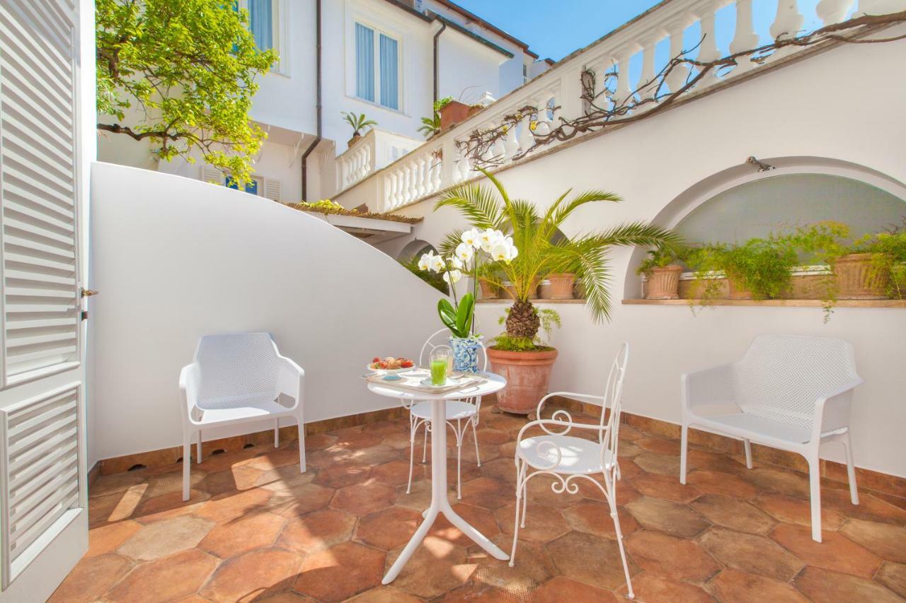 Relais Villa Savarese Sant'Agnello Eksteriør billede